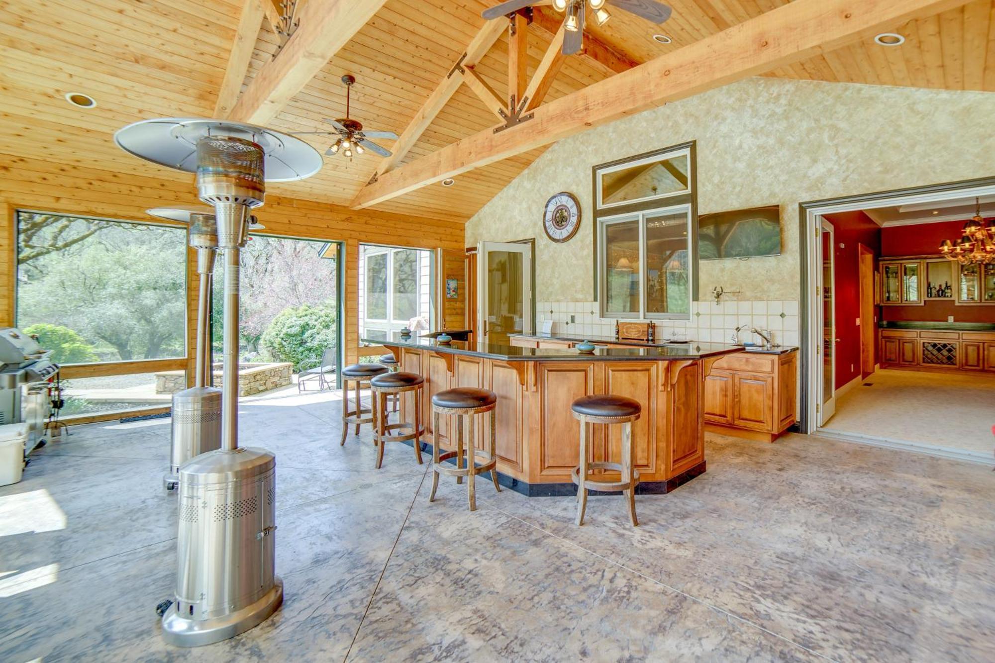 Stunning Hopland Vacation Rental With Pool And Hot Tub Eksteriør bilde