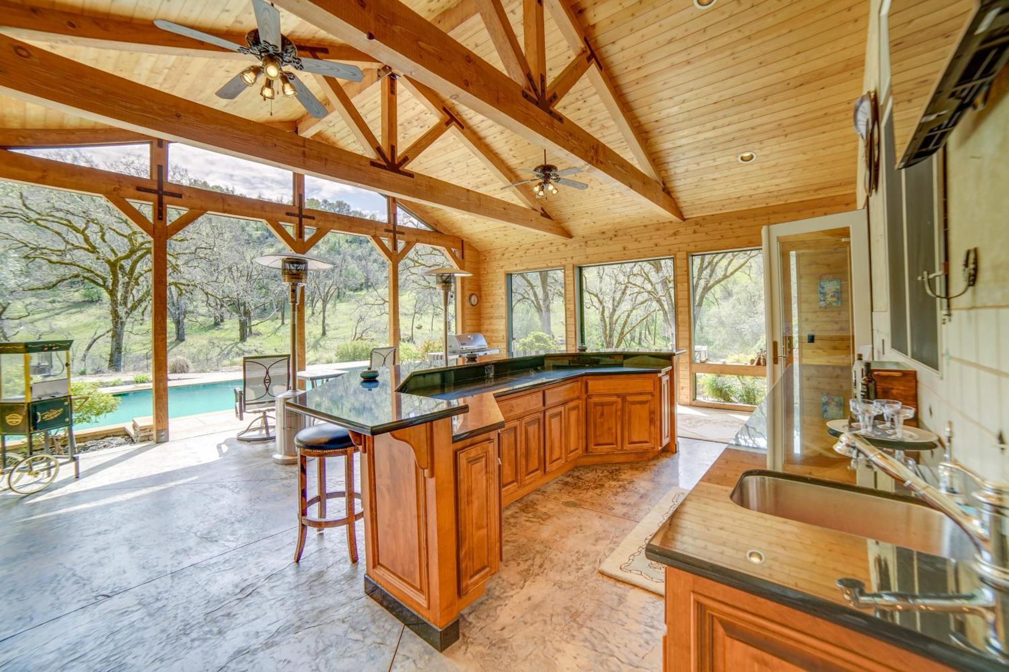 Stunning Hopland Vacation Rental With Pool And Hot Tub Eksteriør bilde