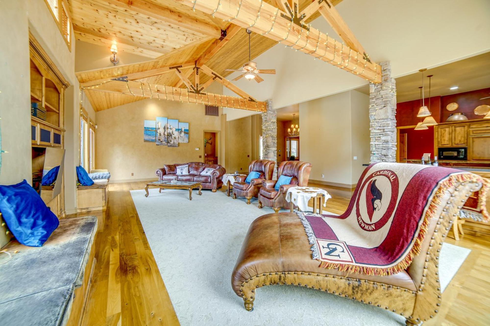 Stunning Hopland Vacation Rental With Pool And Hot Tub Eksteriør bilde